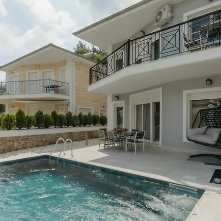 Villa Diamanti Villa, Pool & Barbecue *