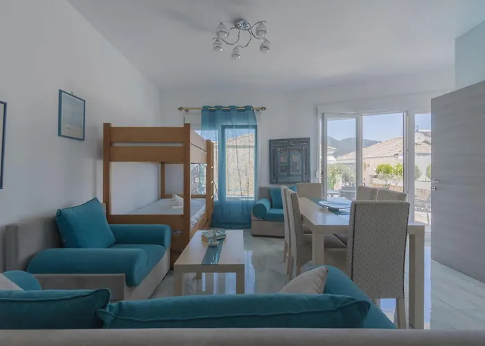 Diamanti Villa, Pool & Barbecue Vilă